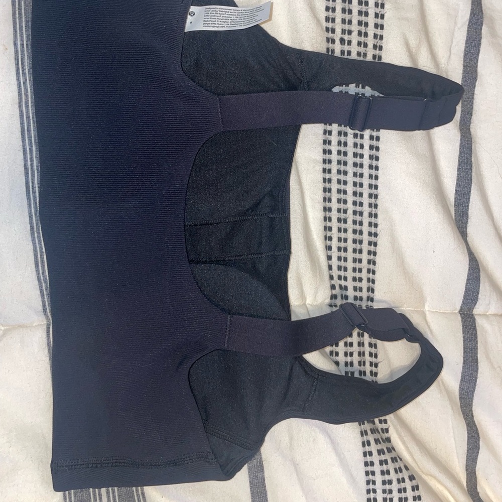LULULEMON RIBBED TRAIN BRA *MEDIUM SUPPORT, C/D CUPS- SIZE 8